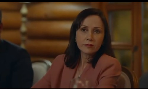 Değerli oyuncumuz Ebru Hanım, Aldatmak Dizisinde rol aldı.