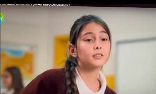 Güzelliğimiz Ecem Yağmur, Sandık Kokusu Dizisinde rol aldı