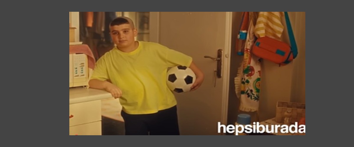 Yetenekli miniğimiz Hüseyin`imizin Hepsiburada Anneler Günü Reklamı yayında.